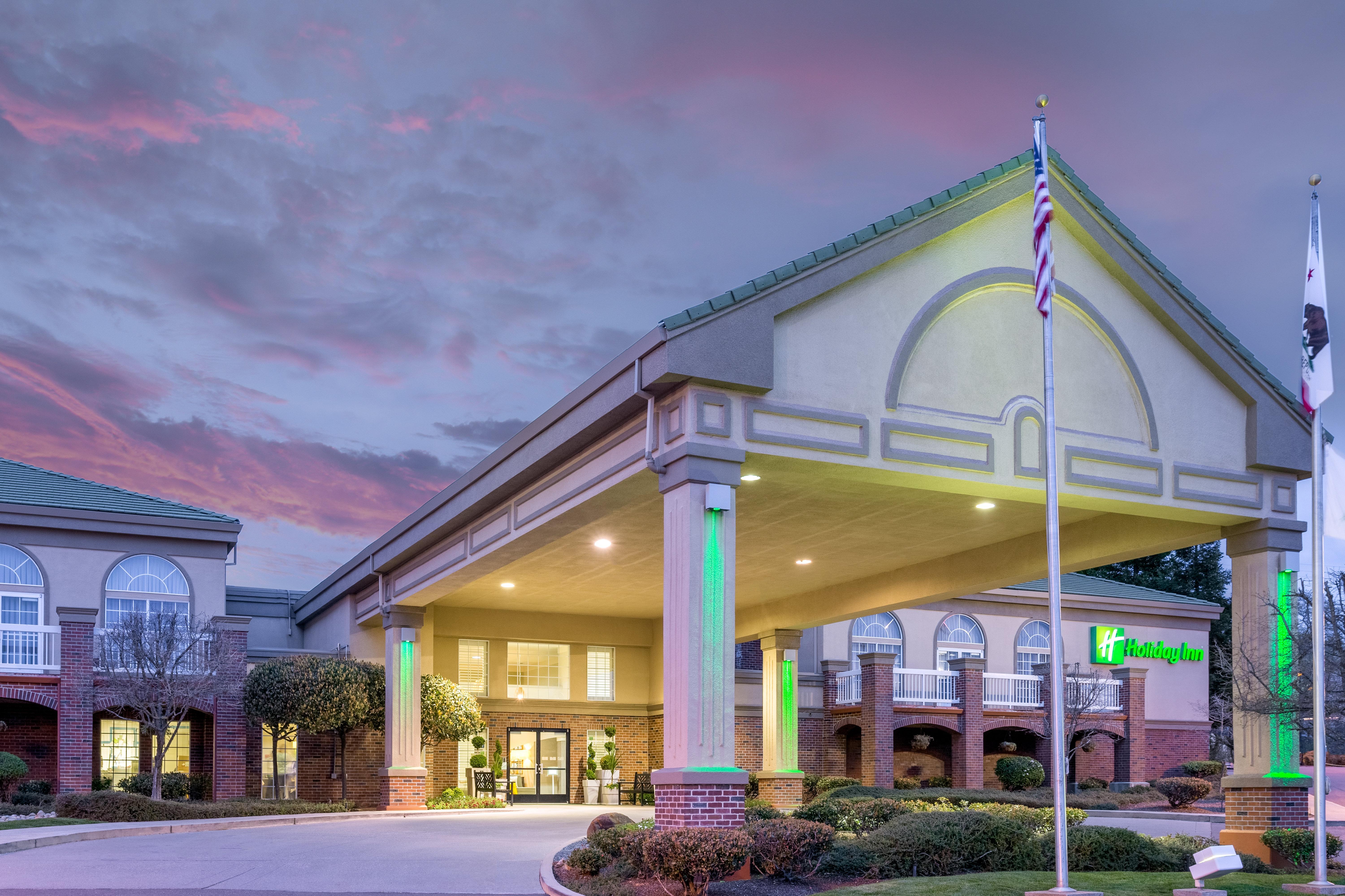 Holiday Inn Auburn By Ihg Exterior foto