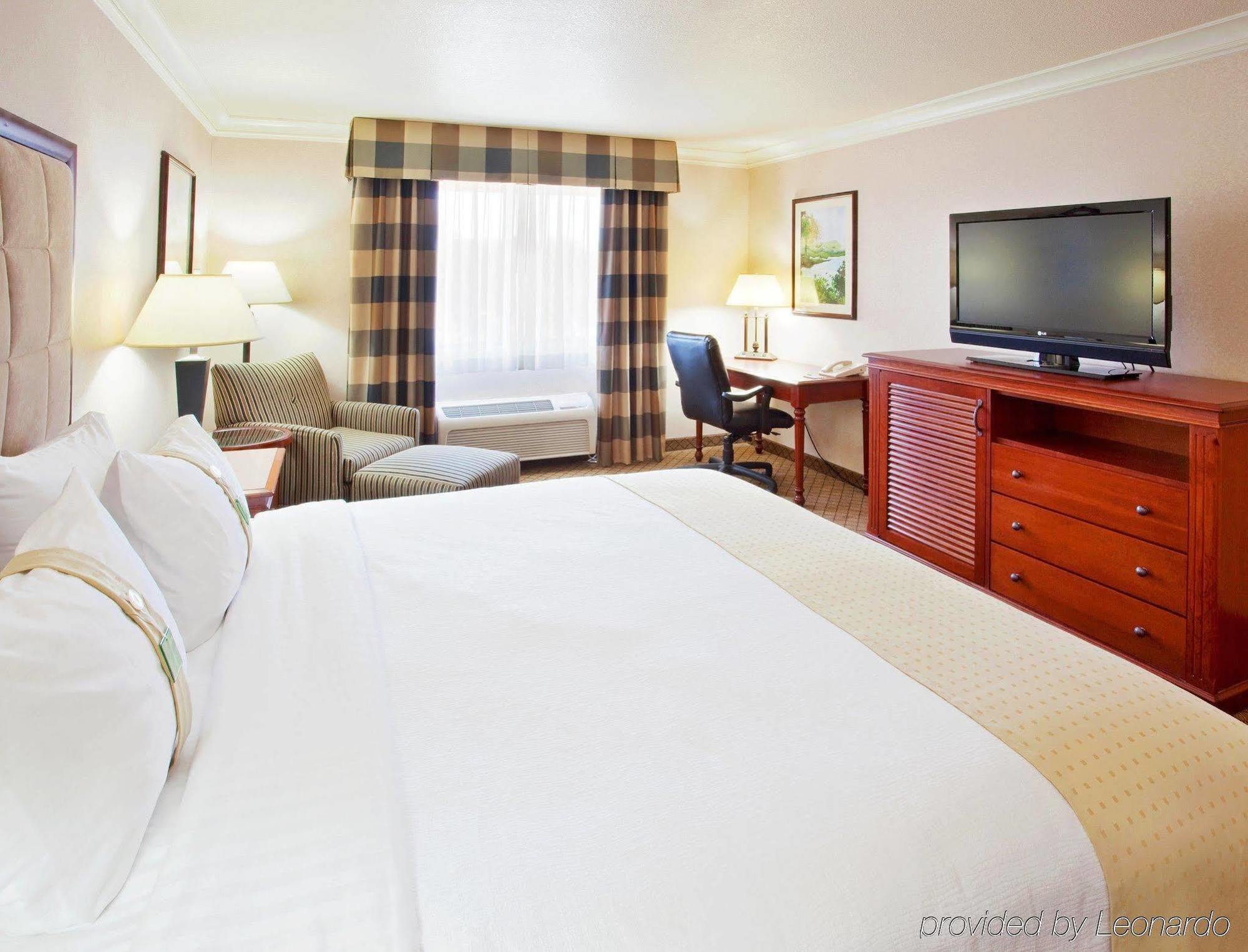 Holiday Inn Auburn By Ihg Exterior foto